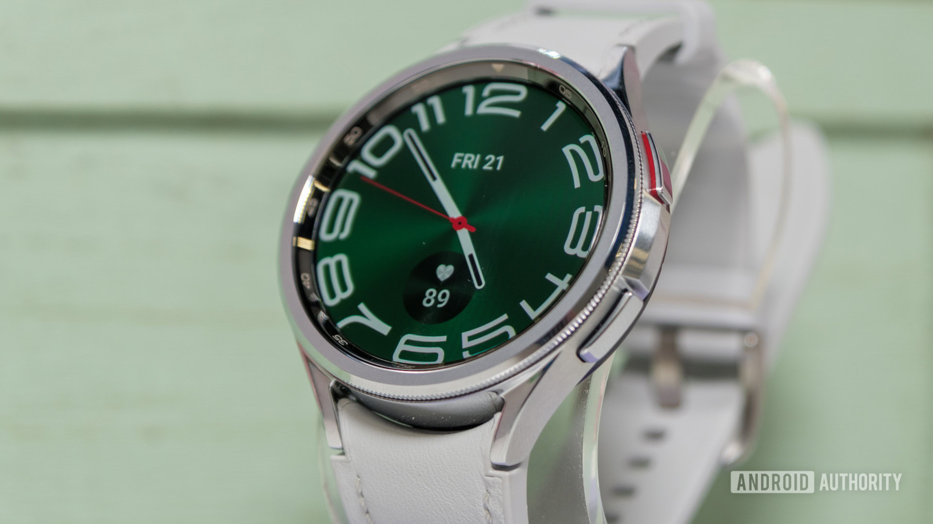 Samsung Galaxy Watch 6 Classic display Samsung Galaxy Watch 6 Classic display