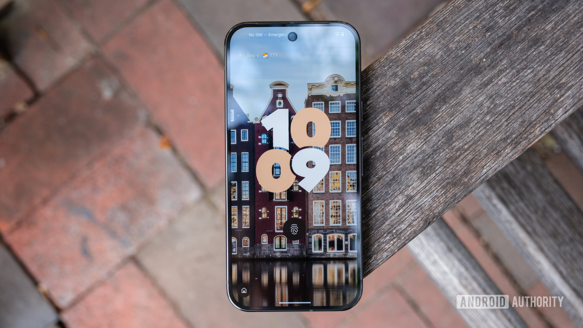 Google Pixel 9 Pro lock screen Google Pixel 9 Pro lock screen