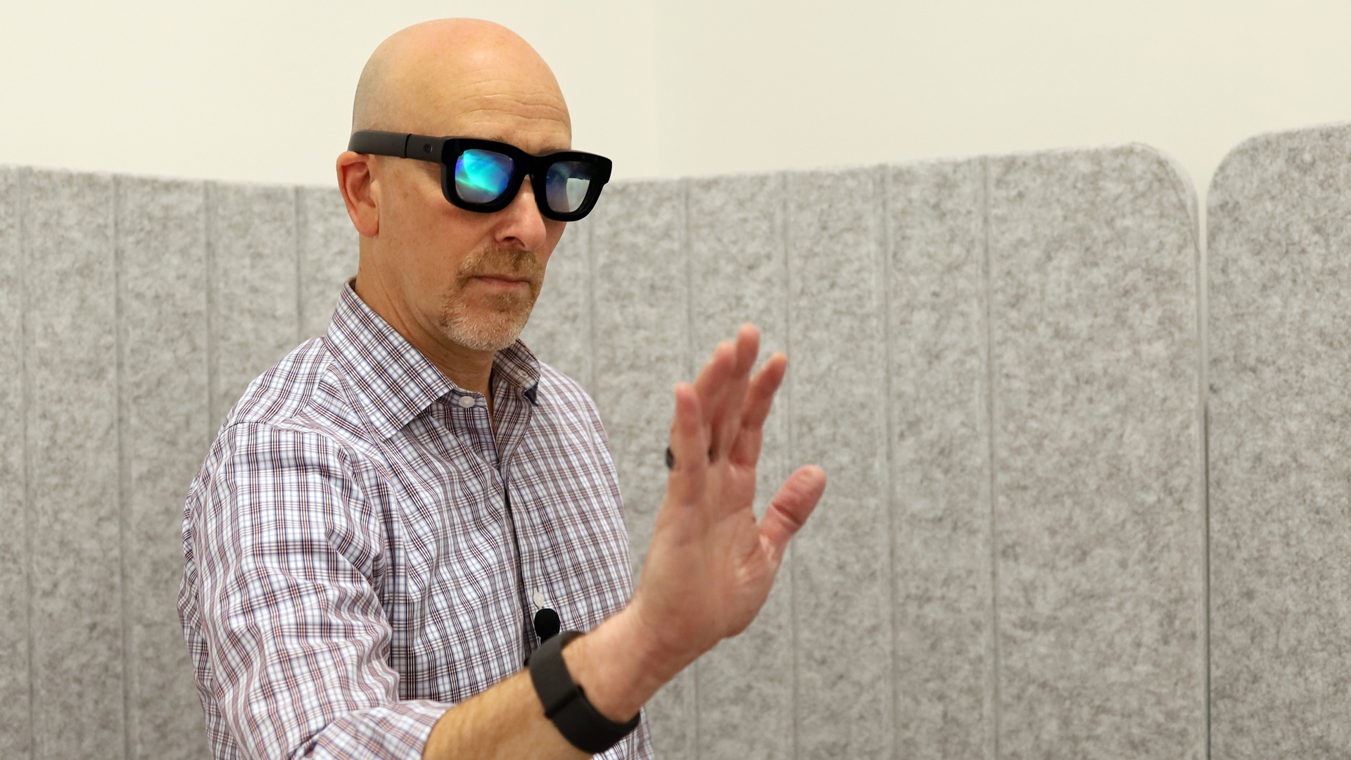 Lance Ulanoff trying the Meta Orion glasses