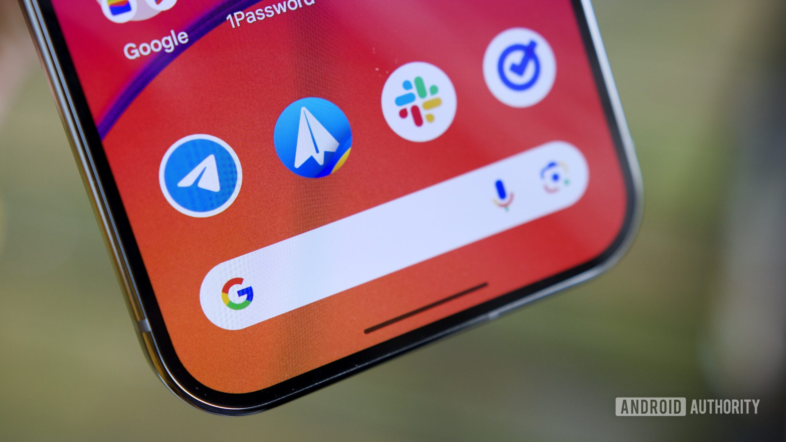 google search bar close up pixel Google Search bar on a Google Pixel phone.
