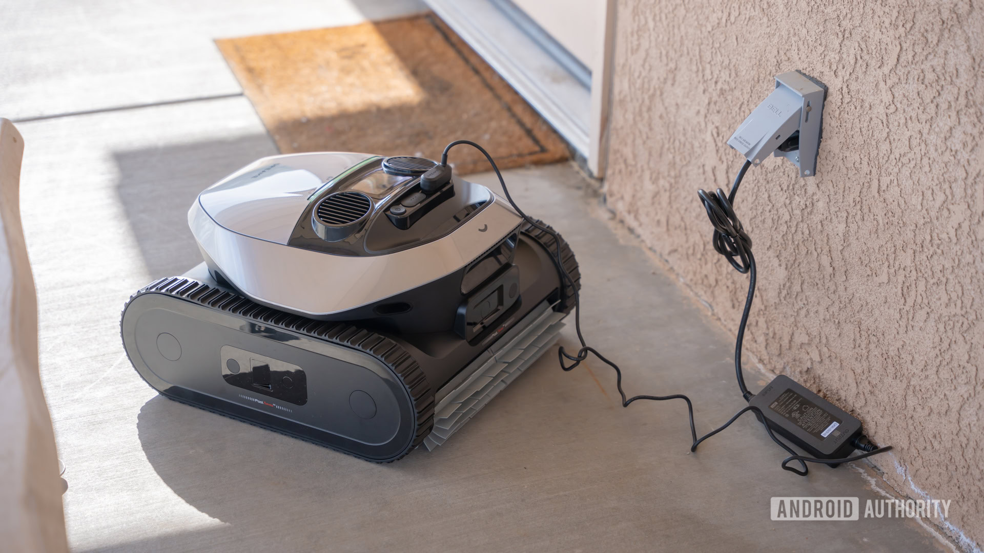 Dreame Z1 Pro charging 2