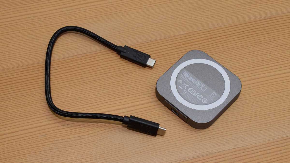 Corsair EX400U 03