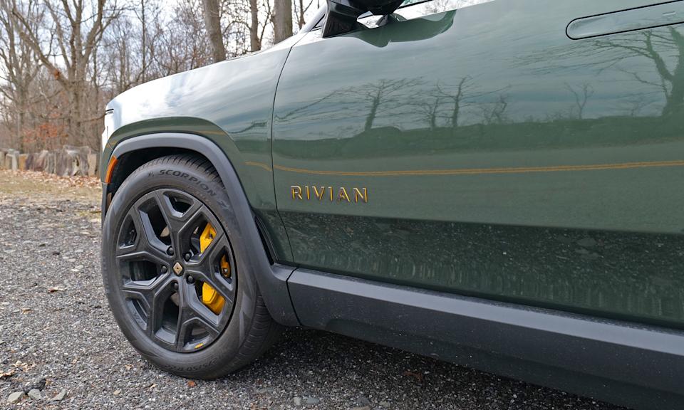 Even a base R1S comes with beefy 22-inch wheels.