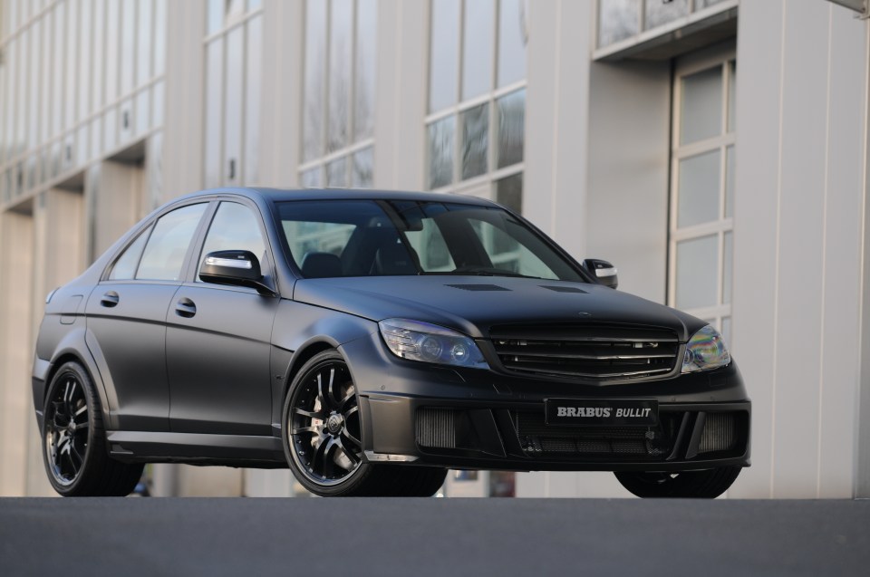 Brabus Bullit Black Arrow, a high-performance saloon car.