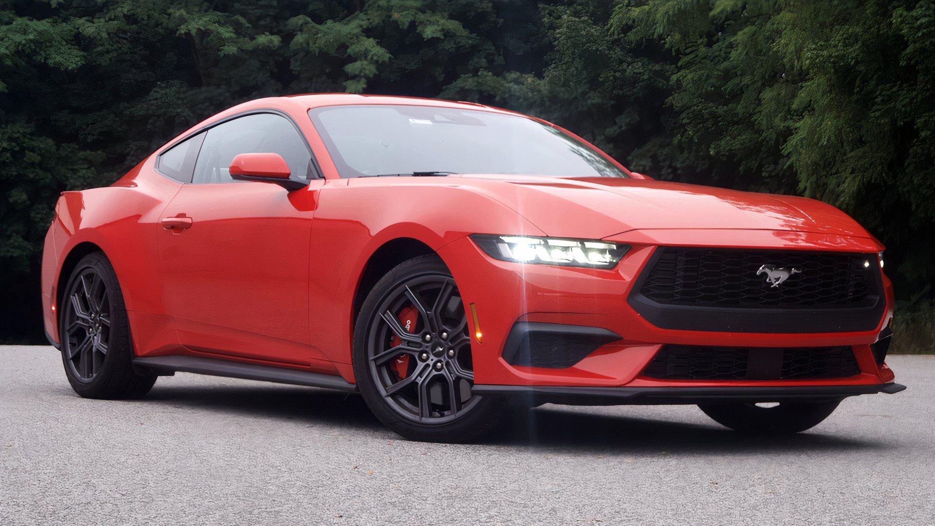 2025 Ford Mustang EcoBoost, front 3/4