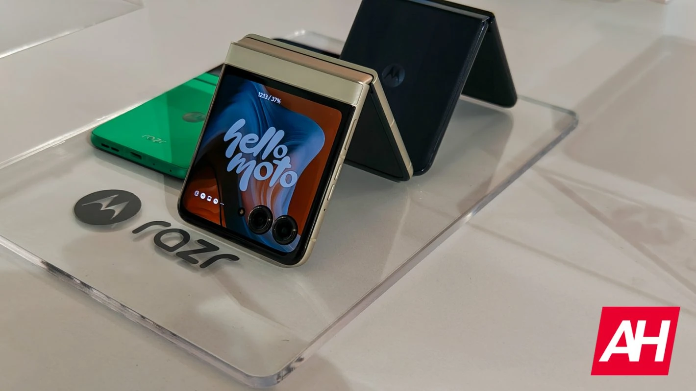 Motorola Razr AM AH 12