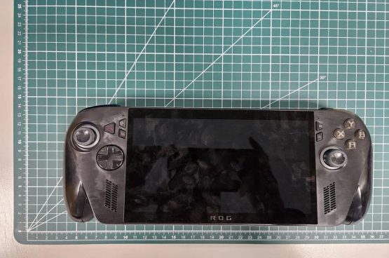 ASUS Xbox Handheld (1)