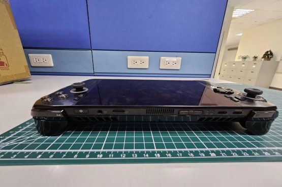 ASUS Xbox Handheld (3)
