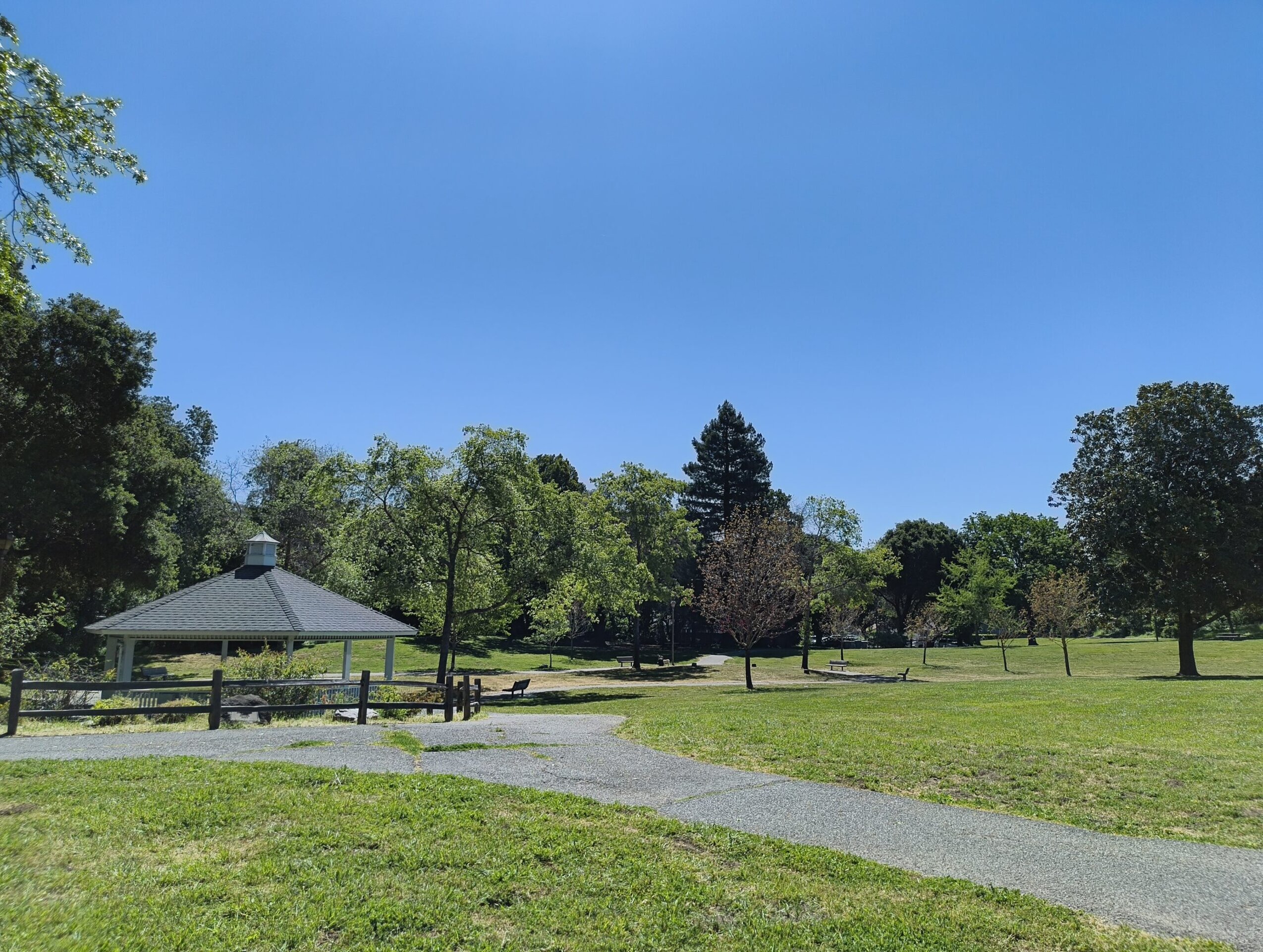 HDR example in direct sunlight Camera 1