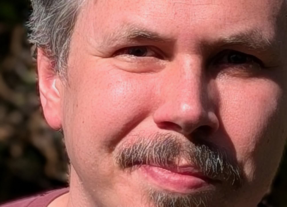 PIxel 9 Pro XL Portrait Crop