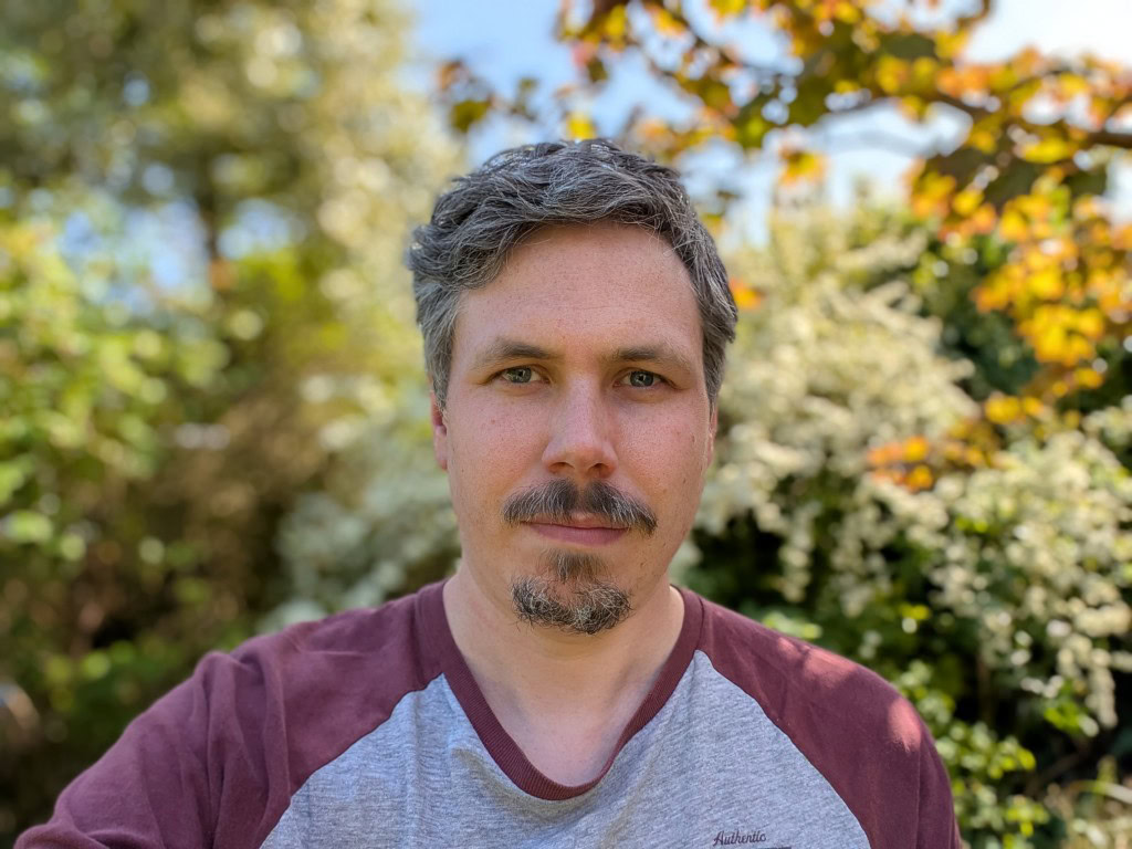 Google Pixel 9 Pro outdoor selfie
