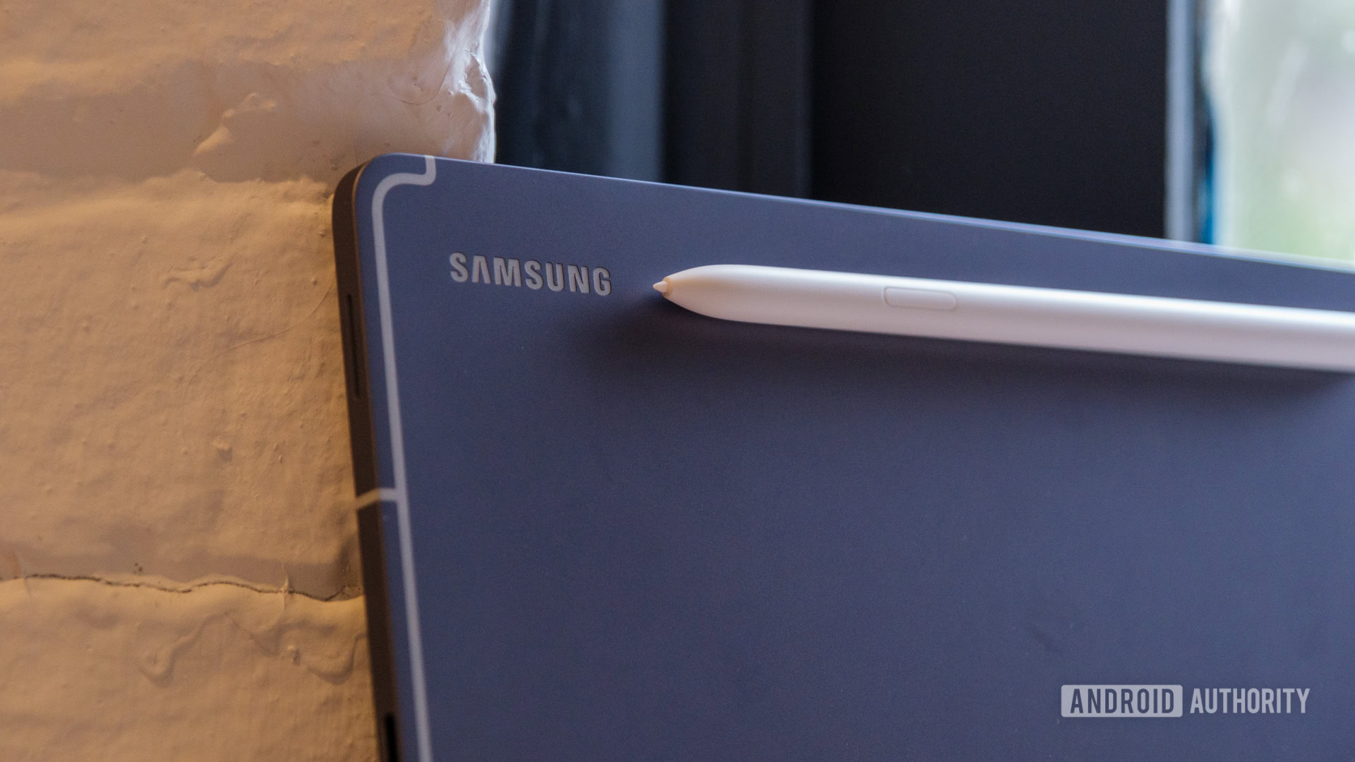 Samsung Galaxy Tab S10 FE Samsung logo Samsung Galaxy Tab S10 FE Samsung logo