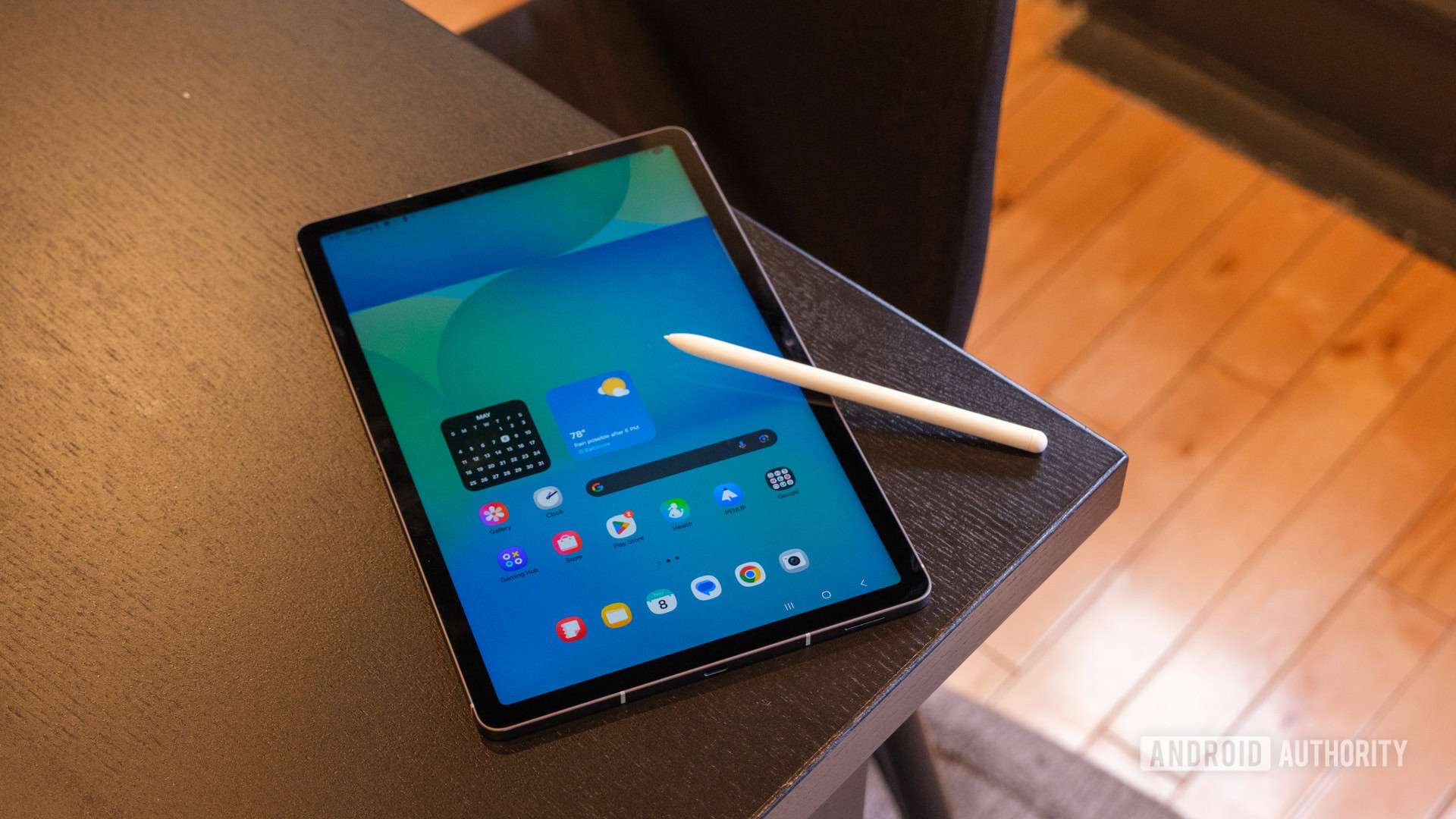 Samsung Galaxy Tab S10 FE with S Pen Samsung Galaxy Tab S10 FE with S Pen