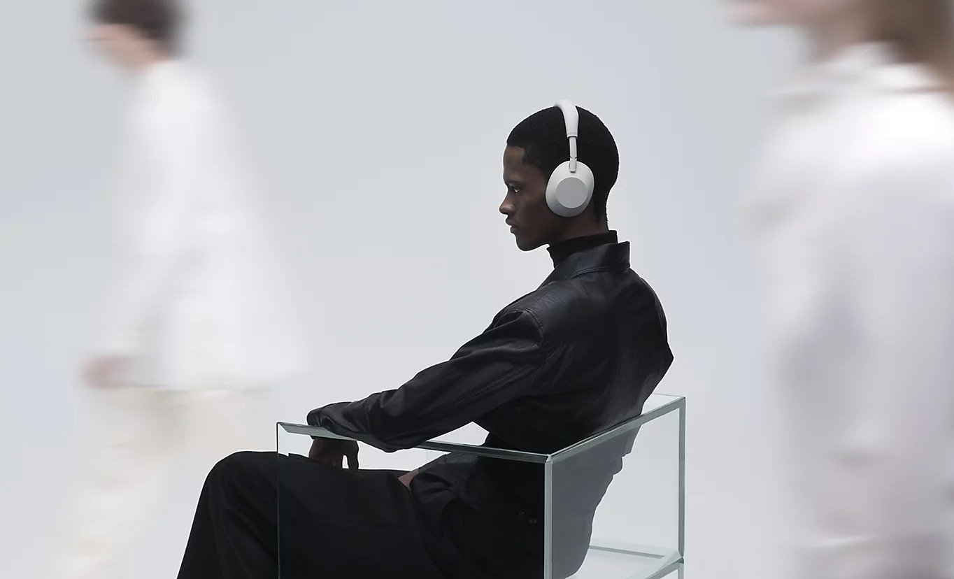 The Best Consumer Headphones Ever? Sony Unveils the WH-1000XM6 10