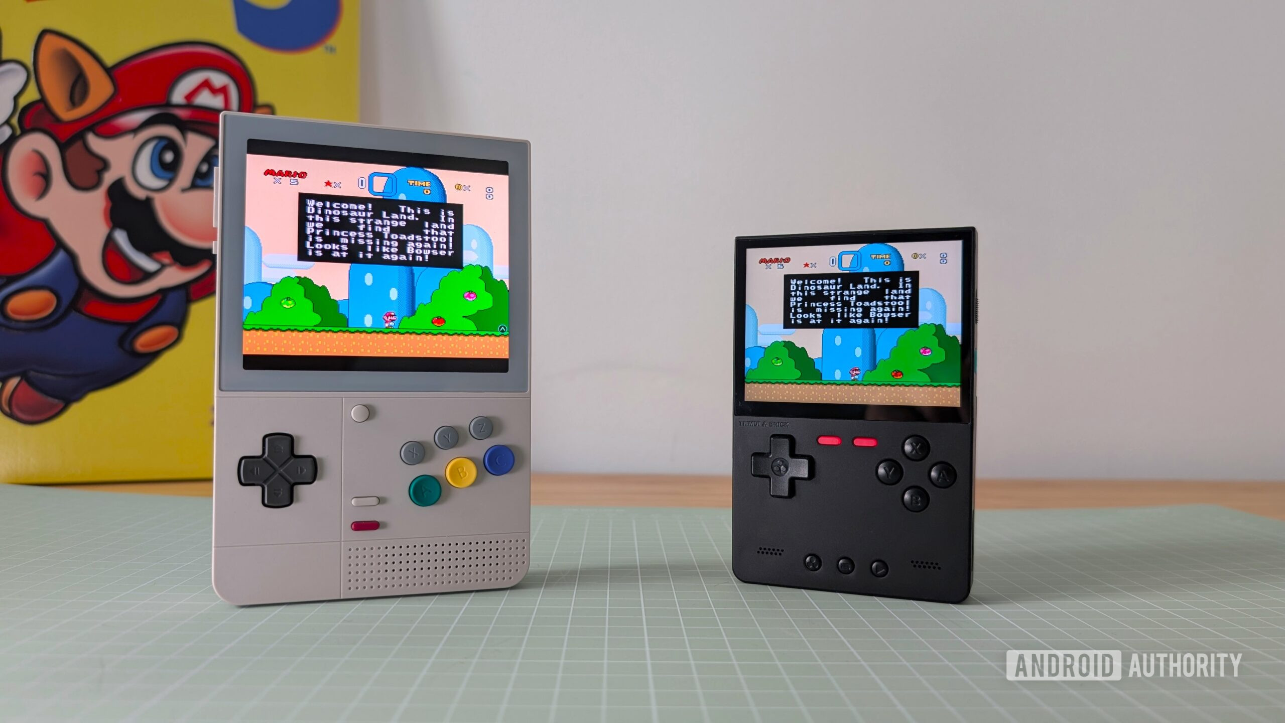 Retroid Pocket Classic vs TrimUI Brick size Retroid Pocket Classic vs TrimUI Brick size