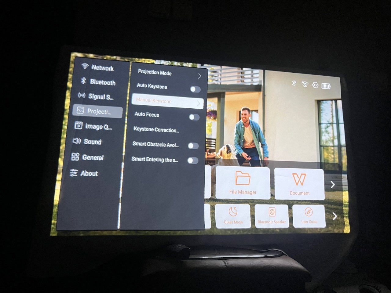 Auto keystone and other smart projector settings