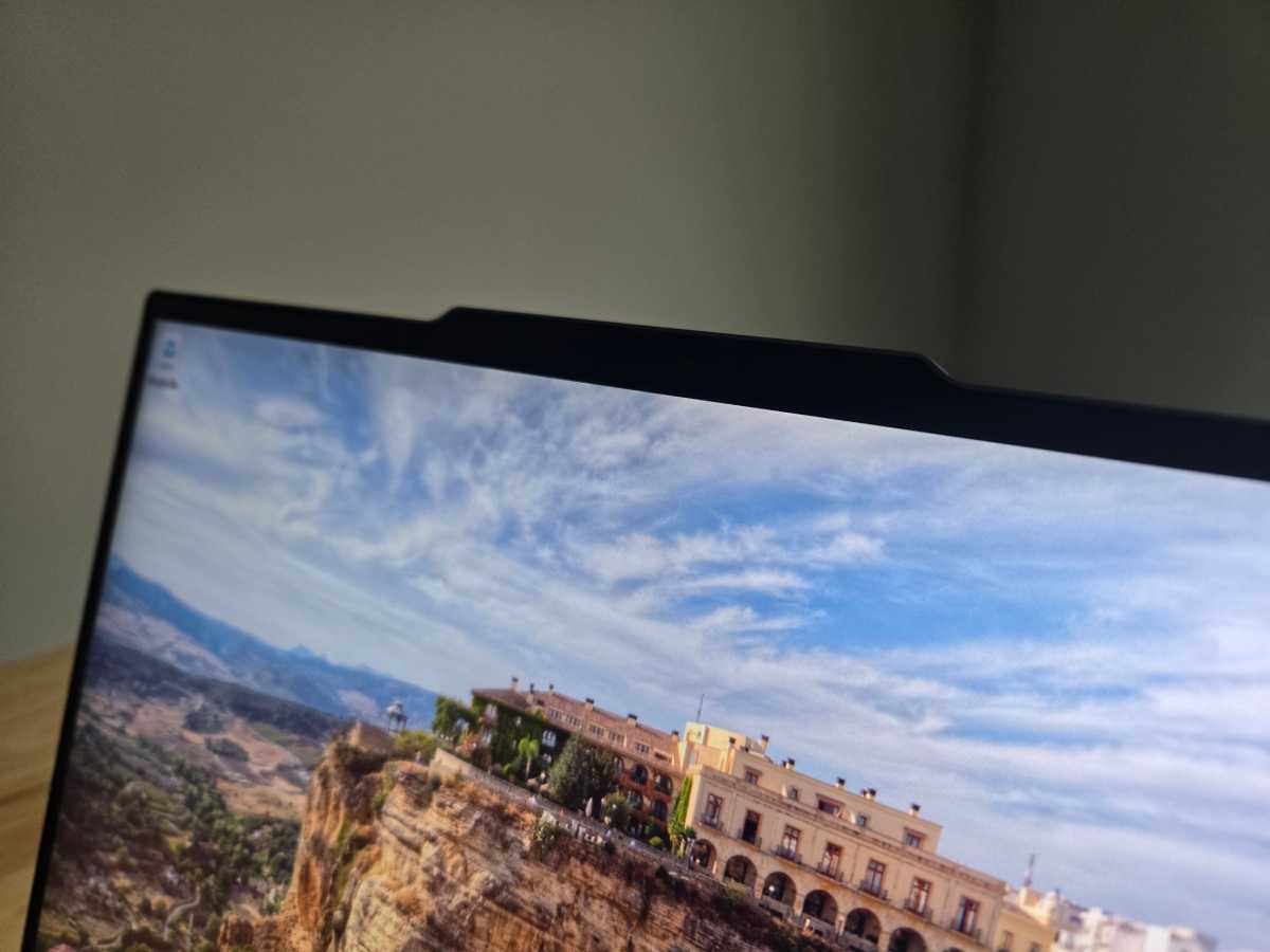 Lenovo ThinkPad X1 webcam bar