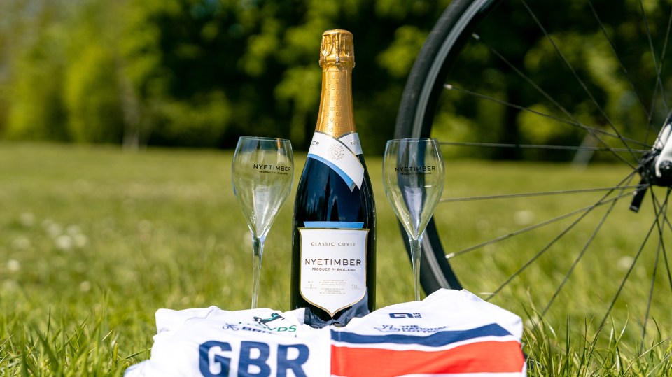 Nyetimber joins British Cycling team