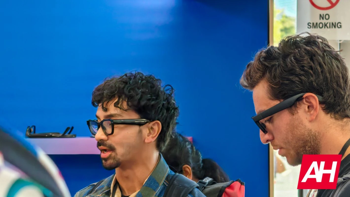 Google Android XR Glasses AH 7