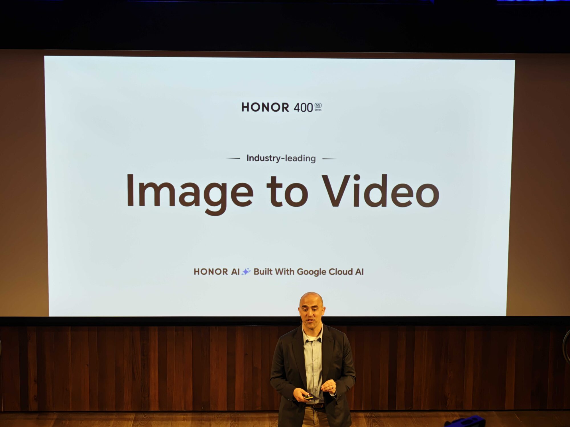 Honor 400 Series Arrives, Puts Its Focus on AI and Photography 30