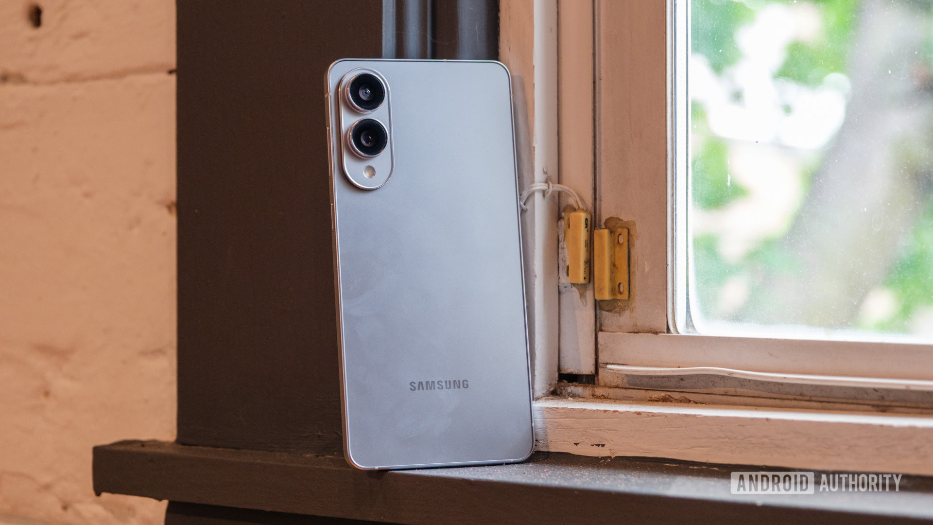 Samsung Galaxy S25 Edge camera hero Samsung Galaxy S25 Edge camera hero