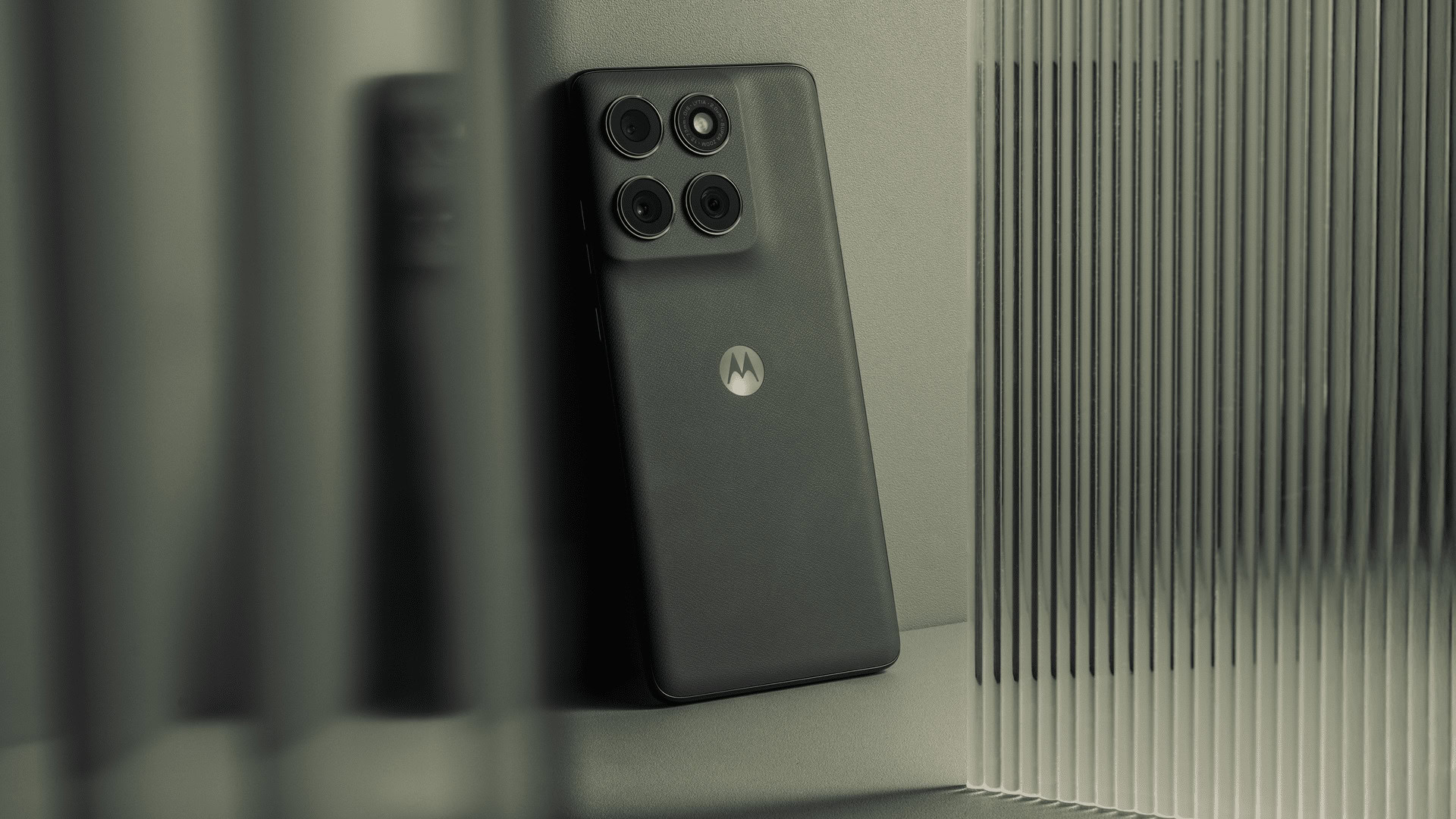 2025 MOTOROLA EDGE LIFESTYLE 28 optimized