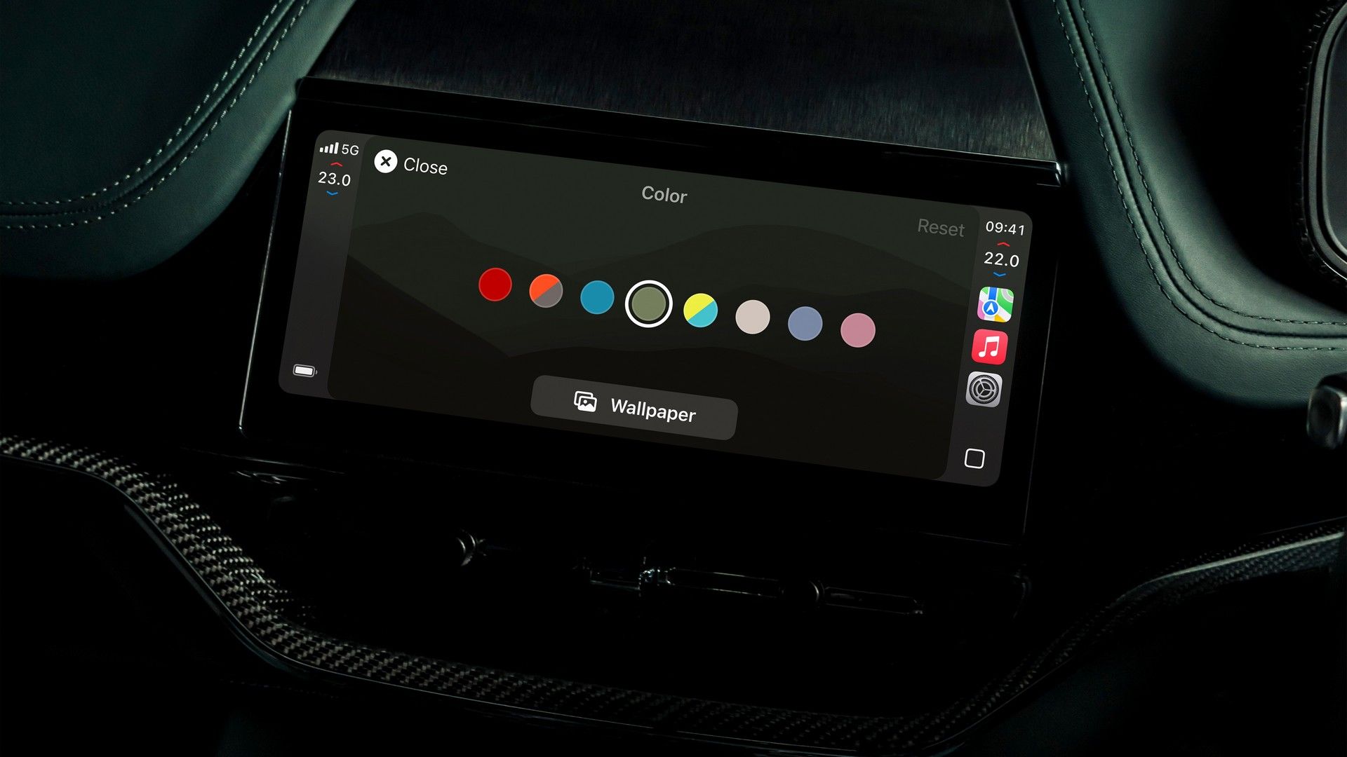 Aston Martin Apple CarPlay Ultra 