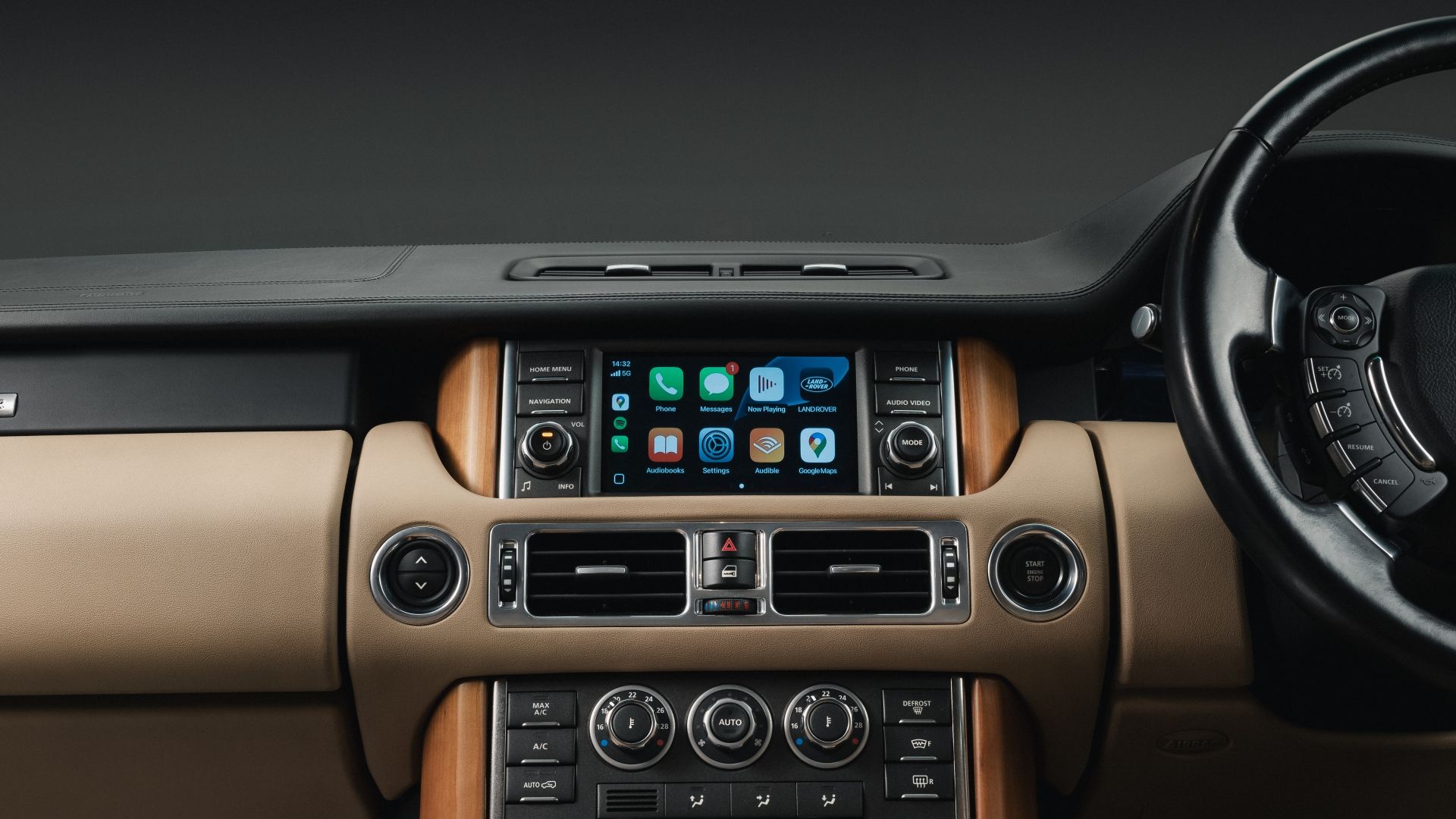 JLR Classic Land Rover Range Rover CarPlay Retrofit