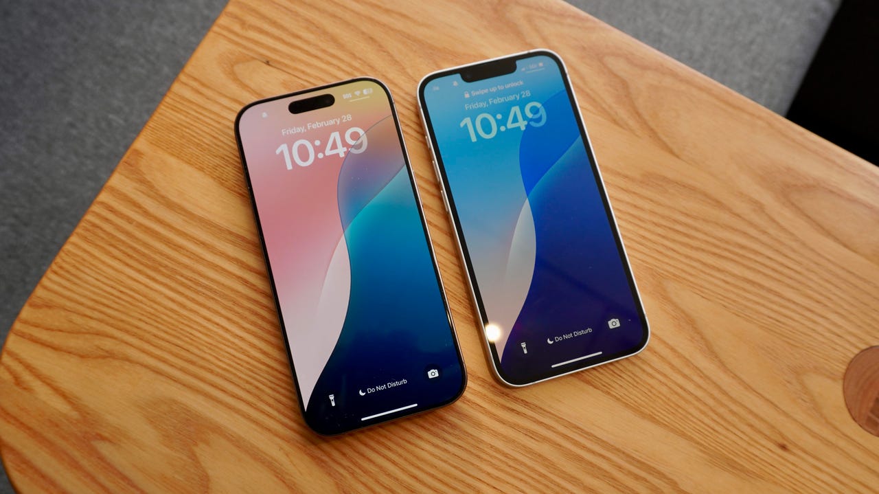 iPhone 16e