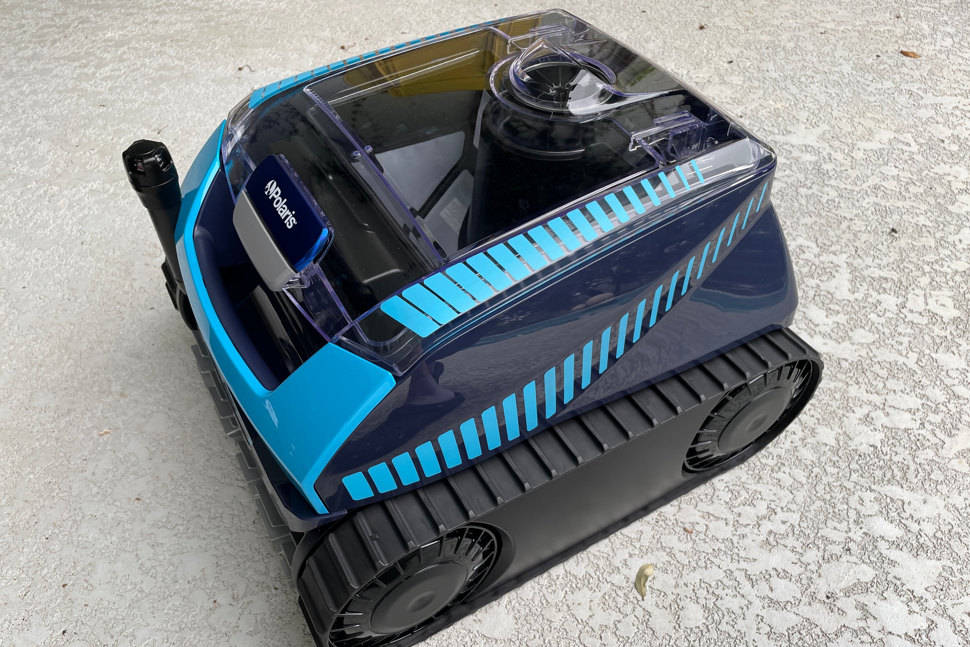 Polaris Freedom Plus - Best cordless robotic pool cleaner overall