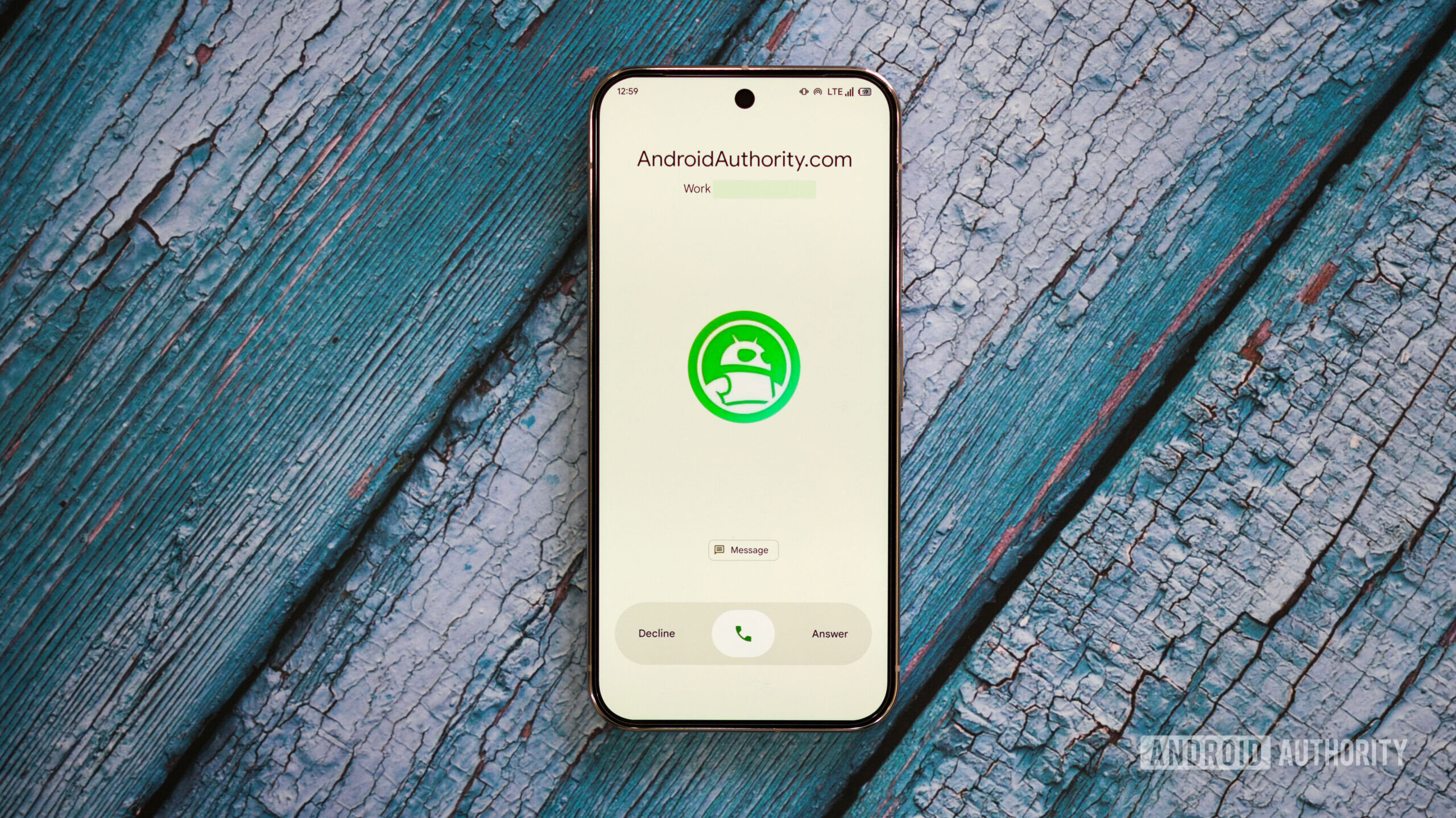Google Phone New incoming call UI test 1 Google Phone New incoming call UI test 1
