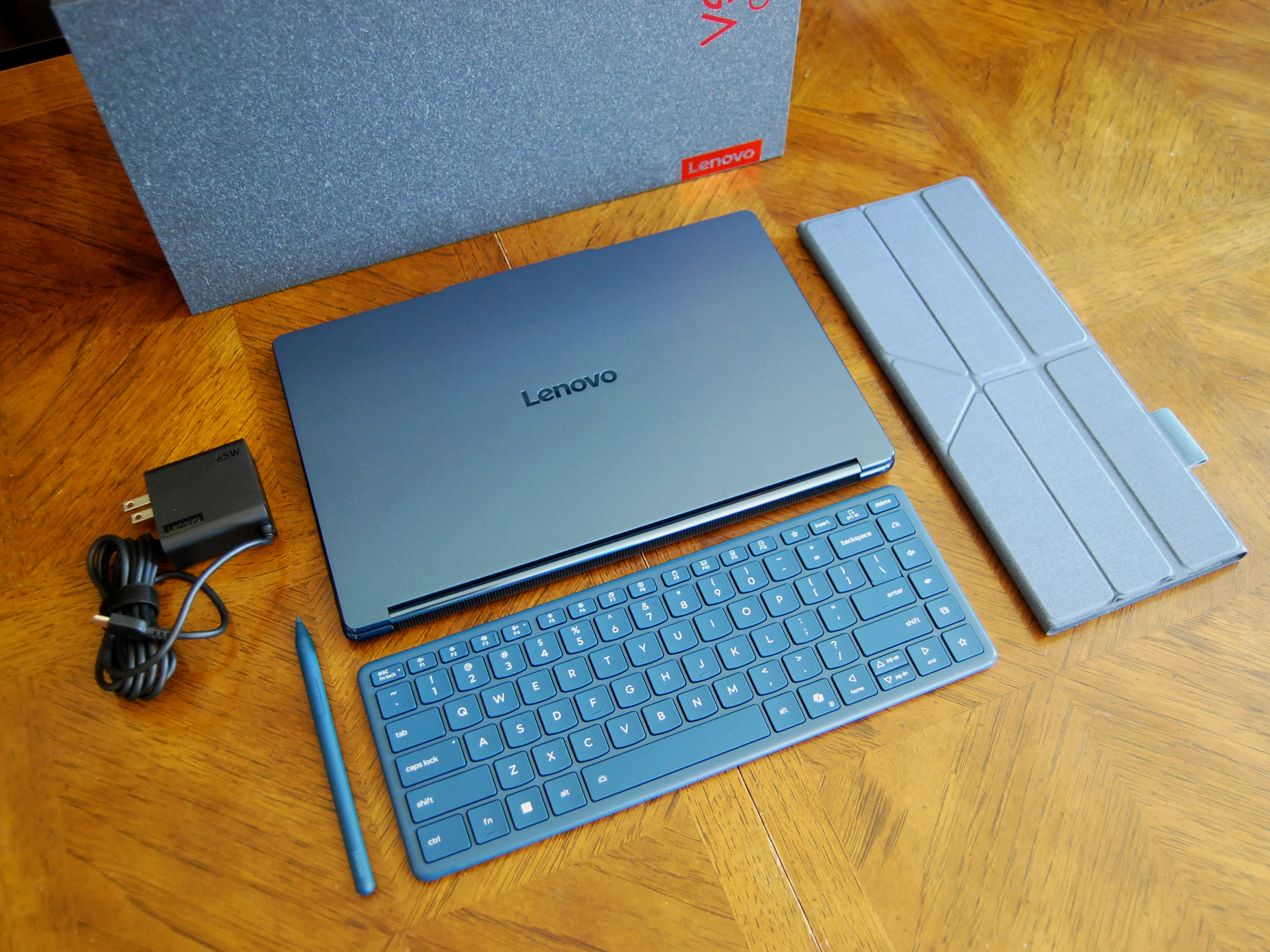 Lenovo Yoga Book 9i 14