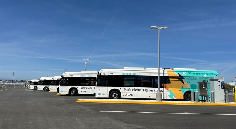 Oakland airport 1 - travel and tour world Oakland airport