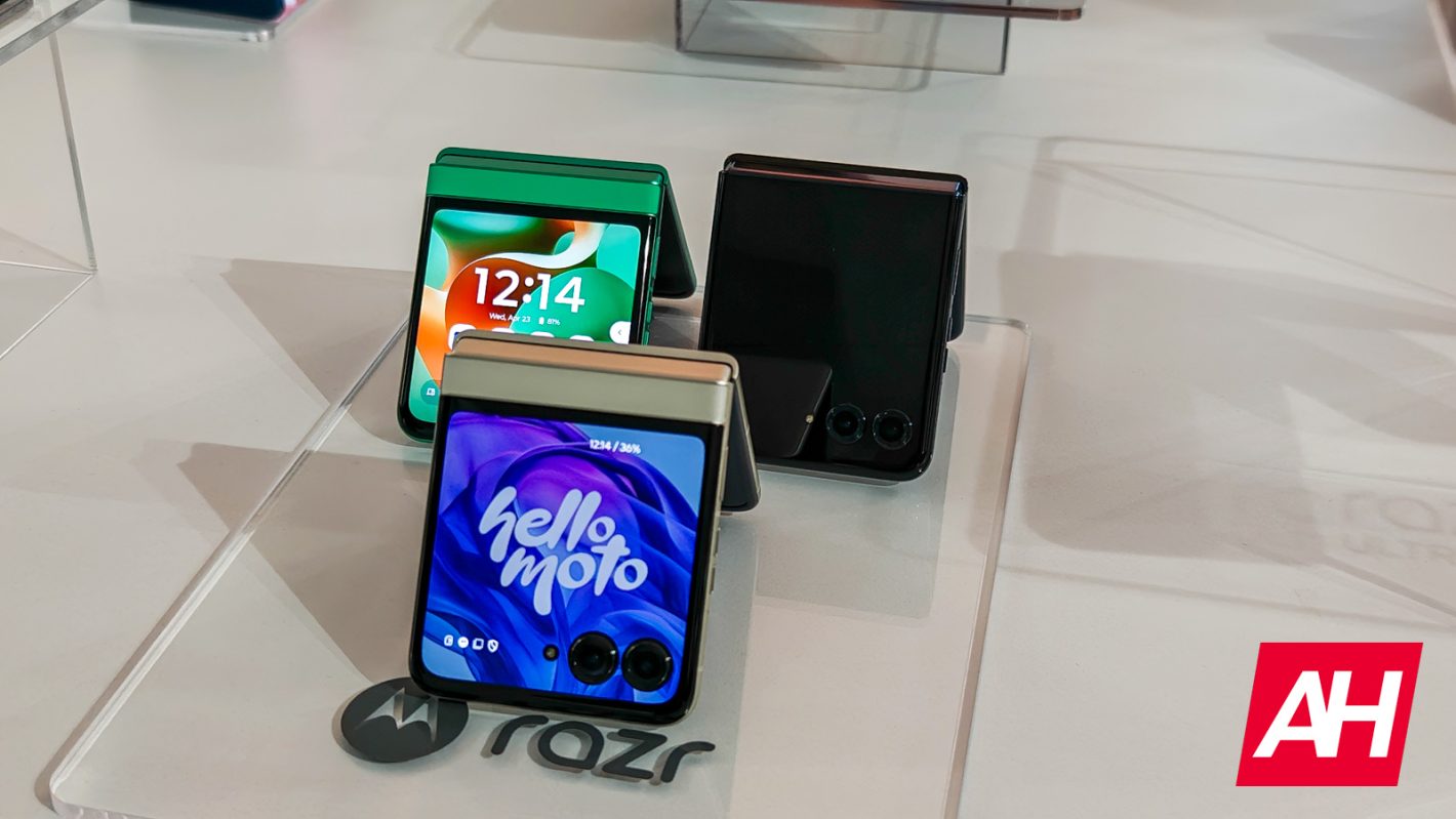 Motorola Razr AM AH 06