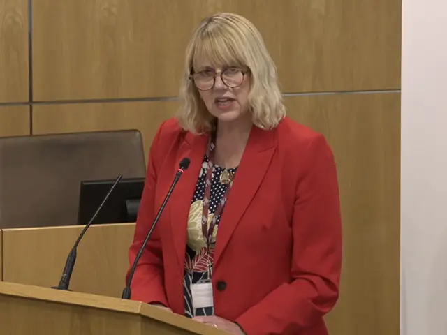 Labour MS Carolyn Thomas