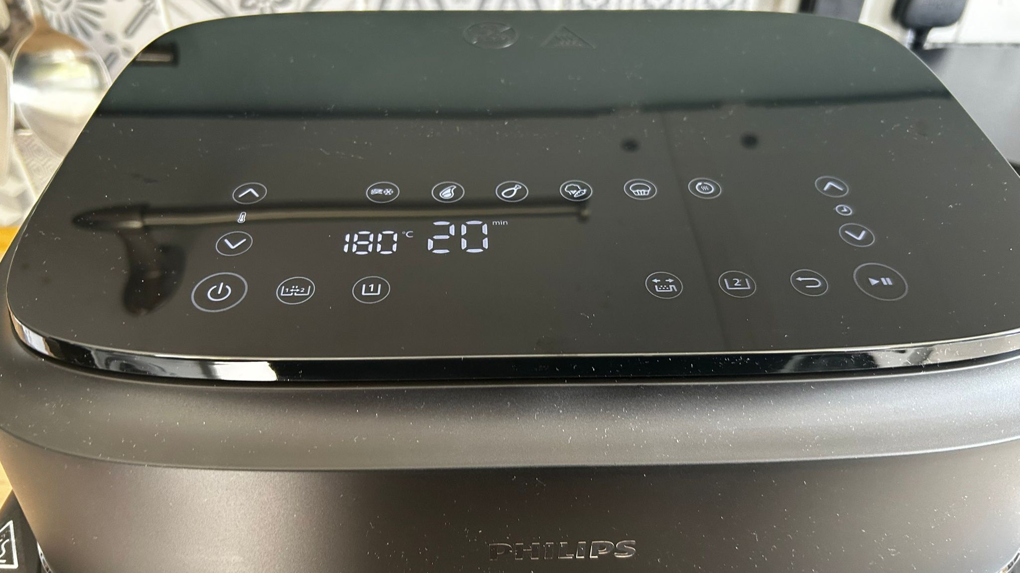 Philips 1000 Series Dual Basket Air Fryer control panel