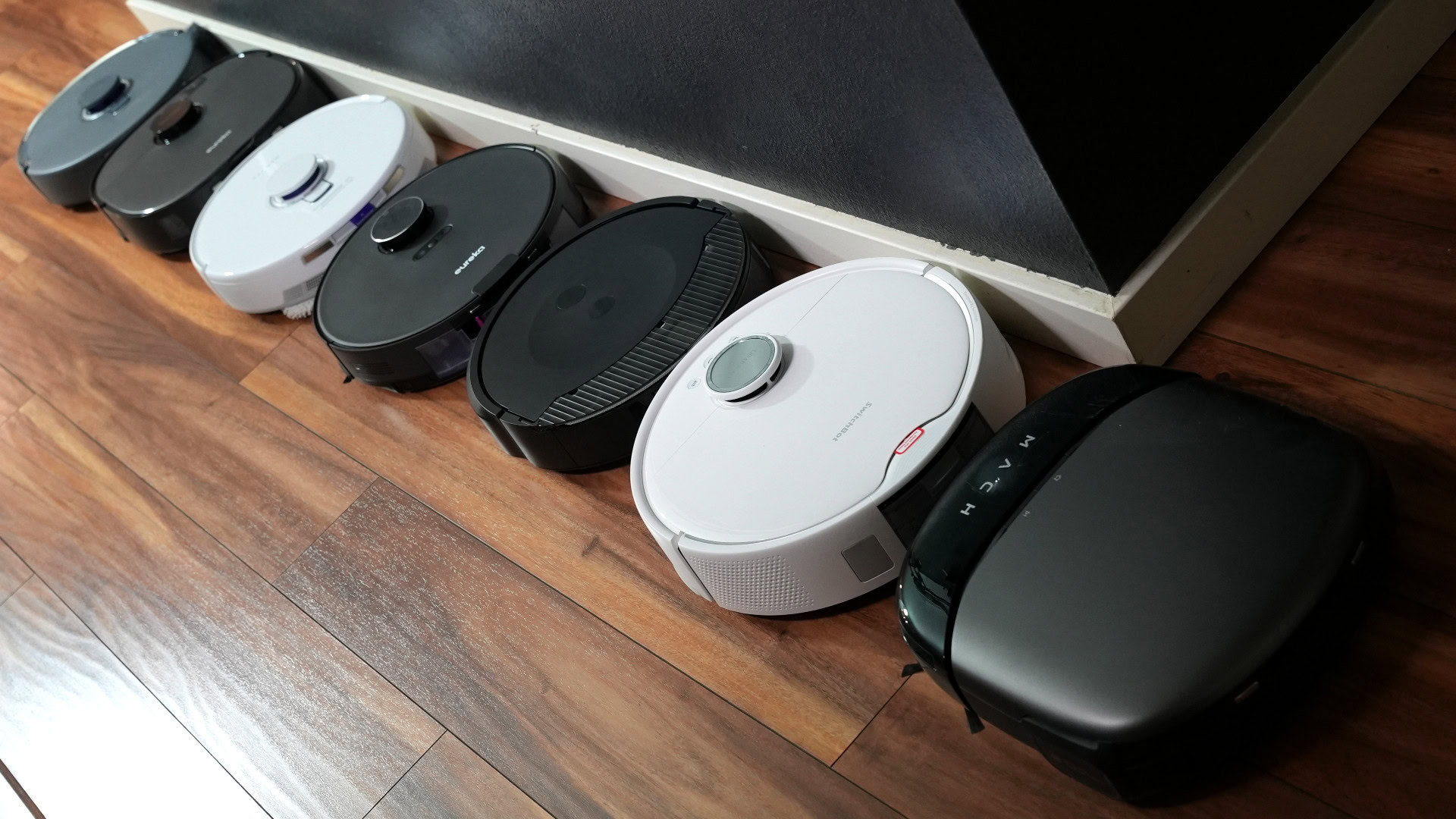 Robot Vacuums back of line Robot Vacuums back of line