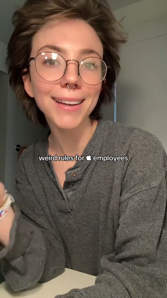 She Used To Work At An Apple Store, And Now Theyre Sharing All The Little Secrets @reddnea talking about working at Apple