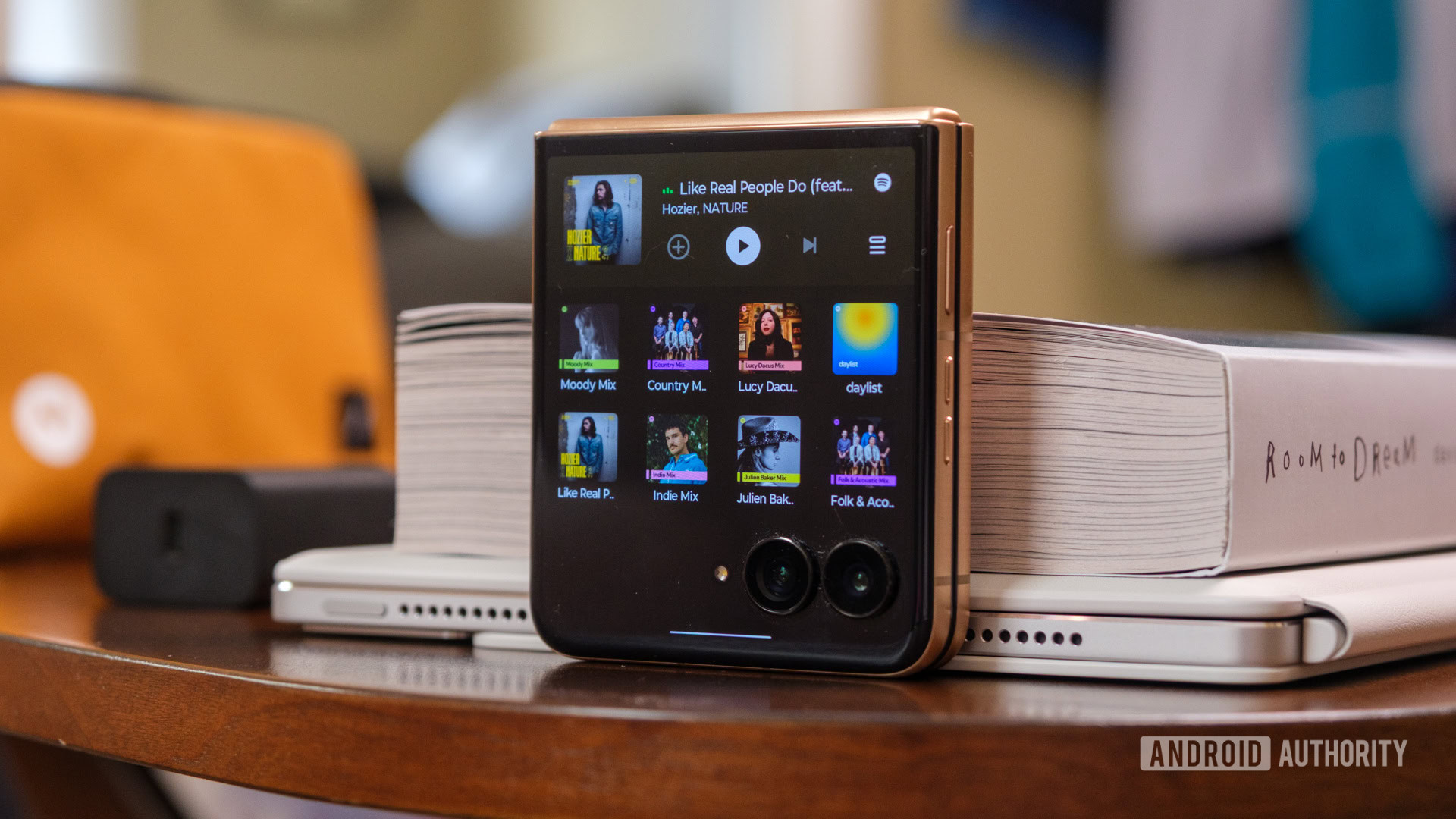Motorola Razr Ultra spotify widget Motorola Razr Ultra spotify widget