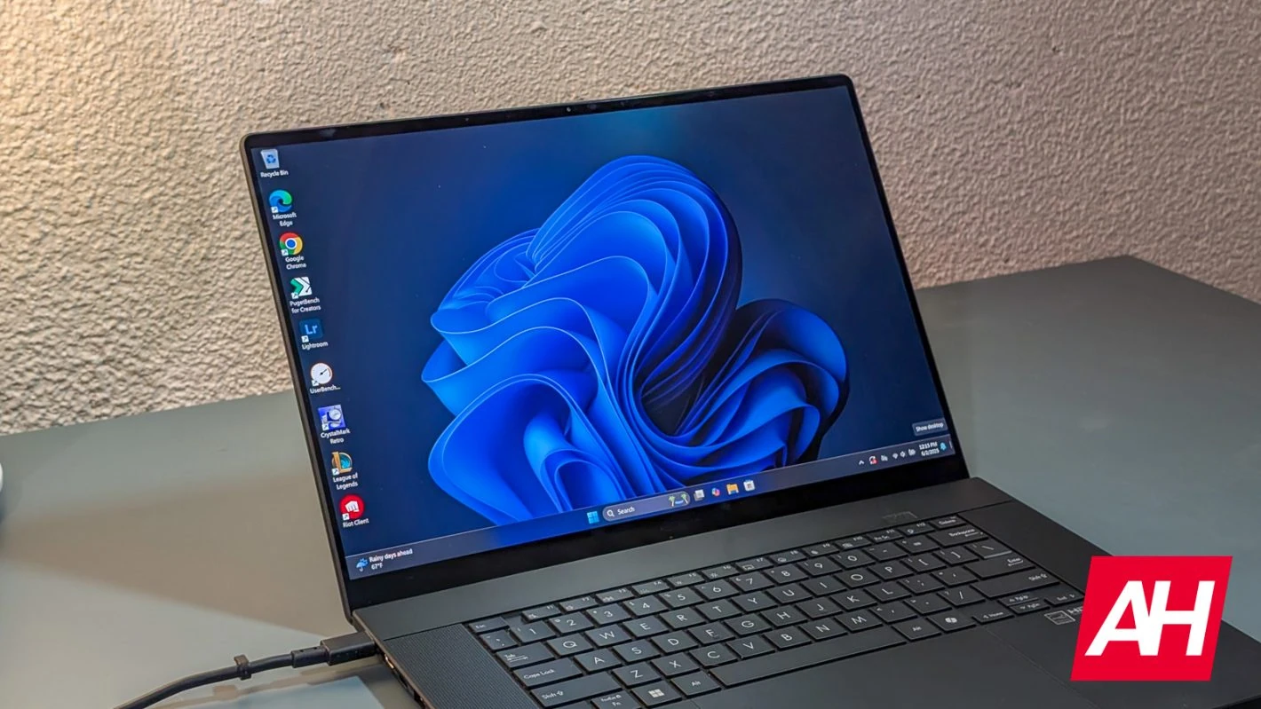 ASUS P16 Review AH 11