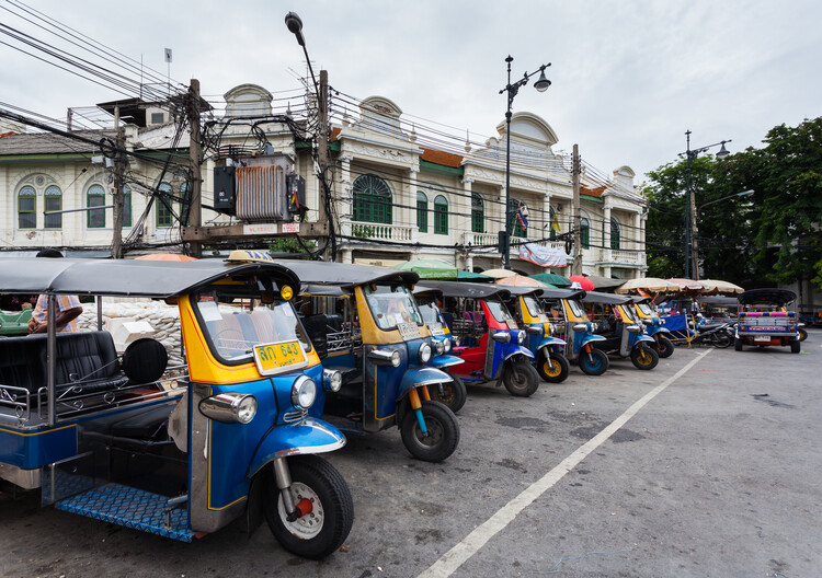 How Will Transportation Work in the Future? A Look at the Rise of Electric Mobility in Cities - Image 9 of 16