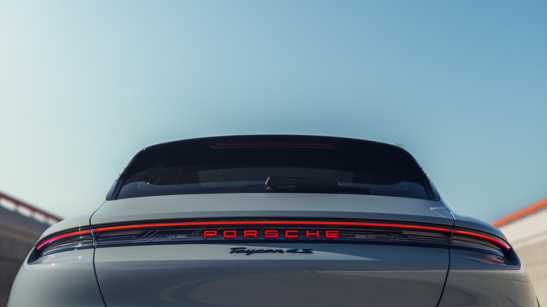 2025 Porsche Taycan 4S Cross Turismo Taillight