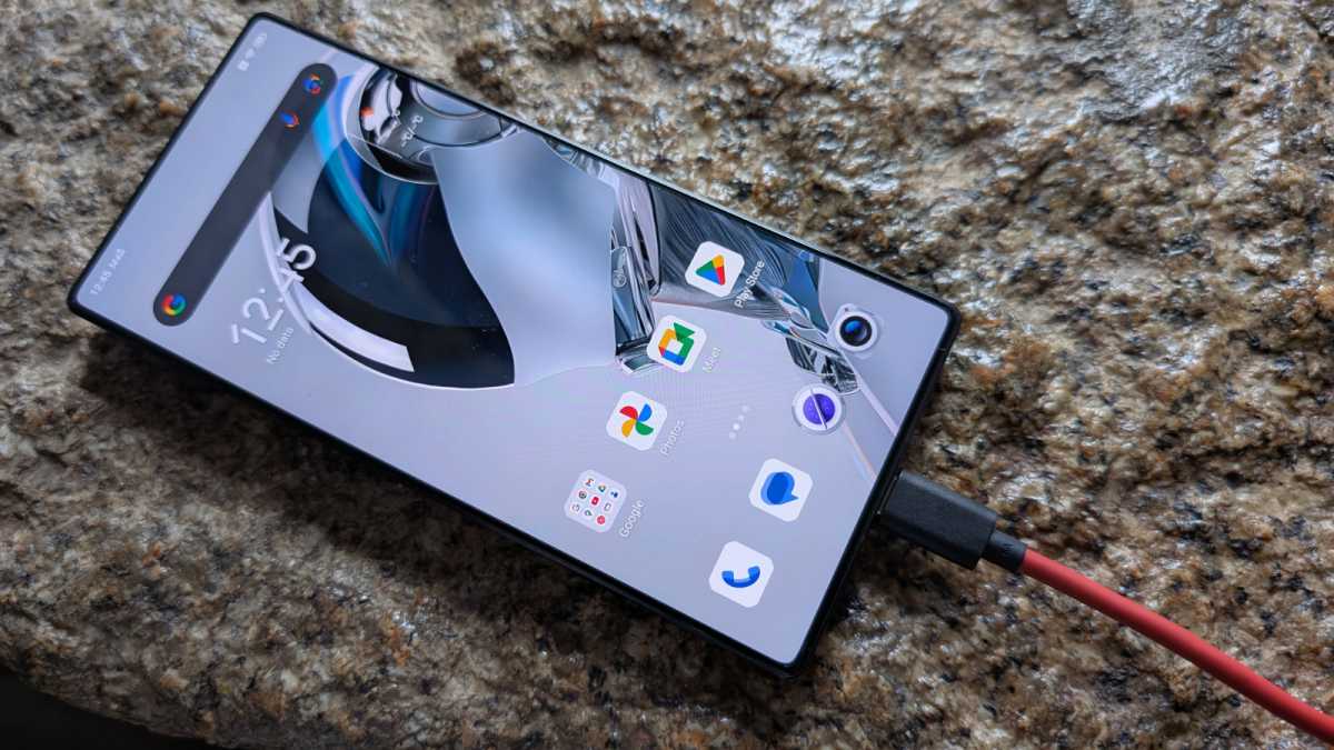 Redmagic 10S Pro Charging