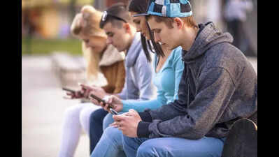 40% medical students addicted to smartphone: Study